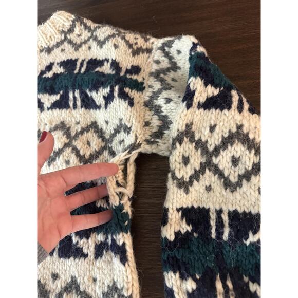 Llama Wool Sweater Mens Large Cream Green Hand Knit Ecuador Crewneck Chunky - Picture 4 of 9